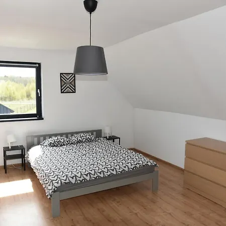 Slajszowki-domki Caloroczne Holiday home *