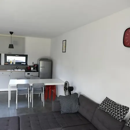 Slajszowki-domki Caloroczne Holiday home