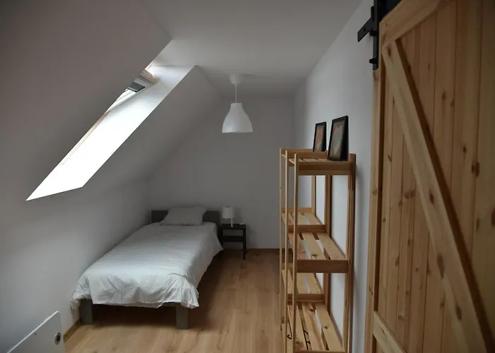 Slajszowki-domki Caloroczne بيت للعطل *