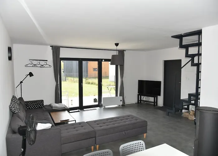 بيت للعطل Slajszowki-domki Caloroczne *